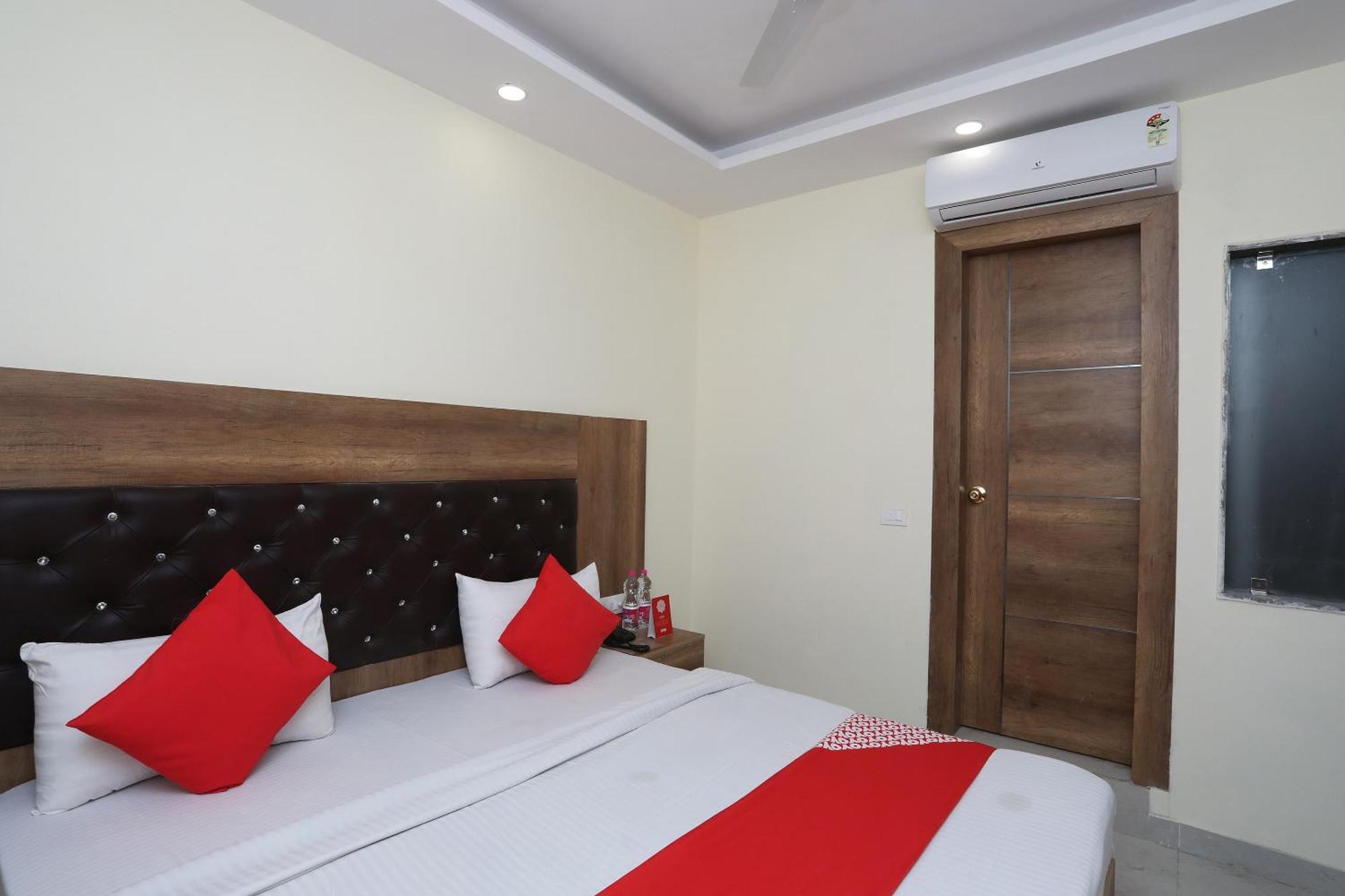 Hotel Ivy New Delhi Ngoại thất bức ảnh